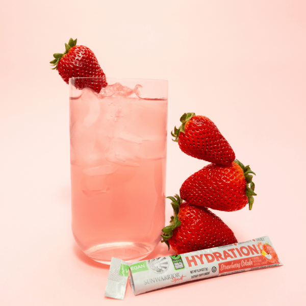 Sunwarrior Active Hydration - hidracijski napitek, okus jagodna pina-colada